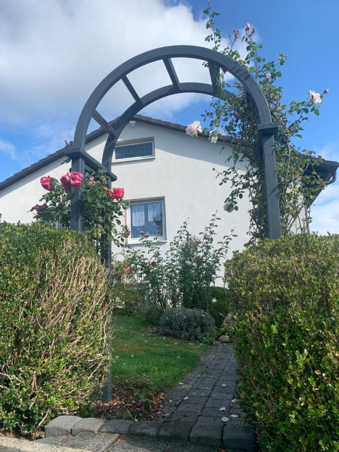 Sauerlandblick - Appartement & Fewo Wickede Wickede  Exterior foto
